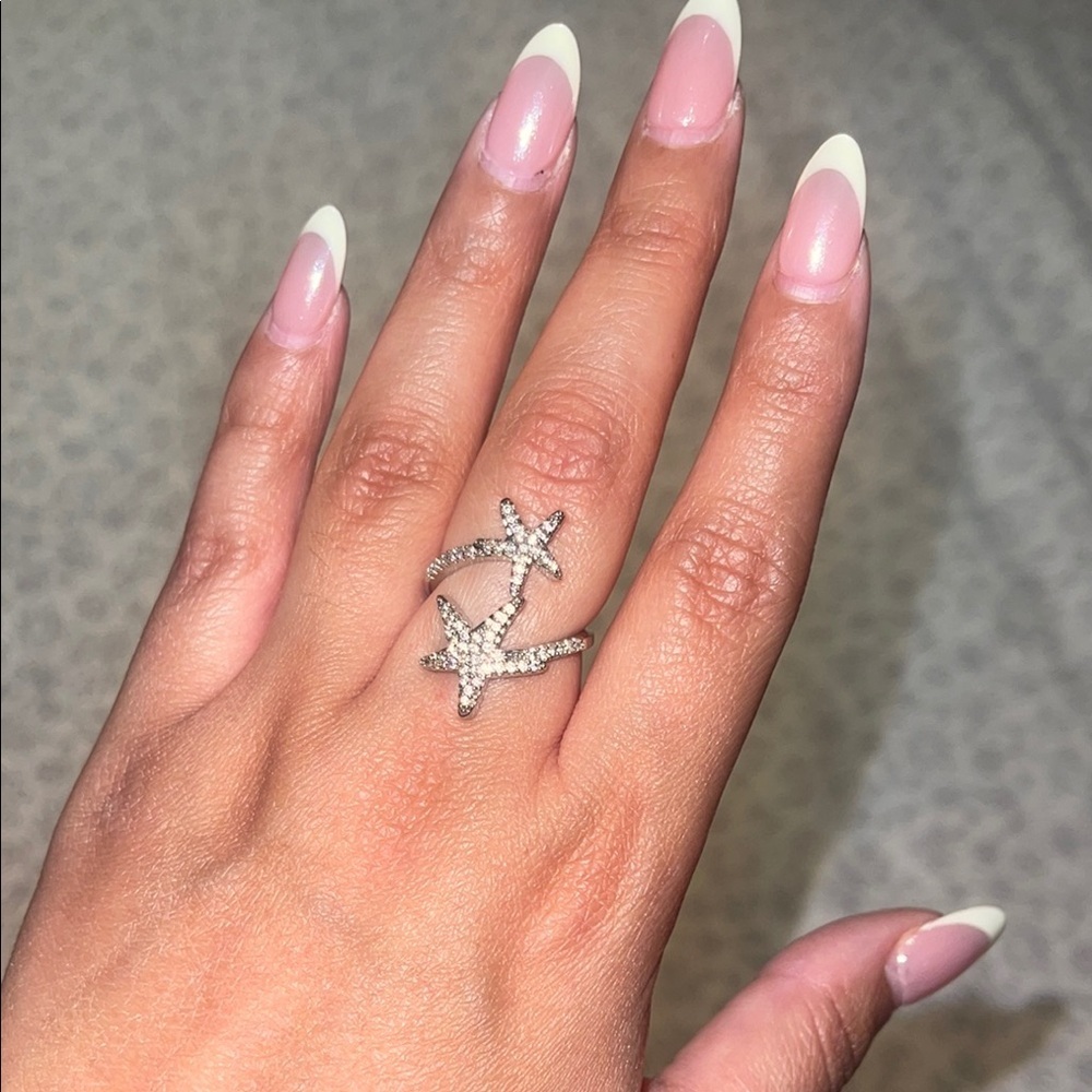 Elegant Silver Starfish Ring Size 8